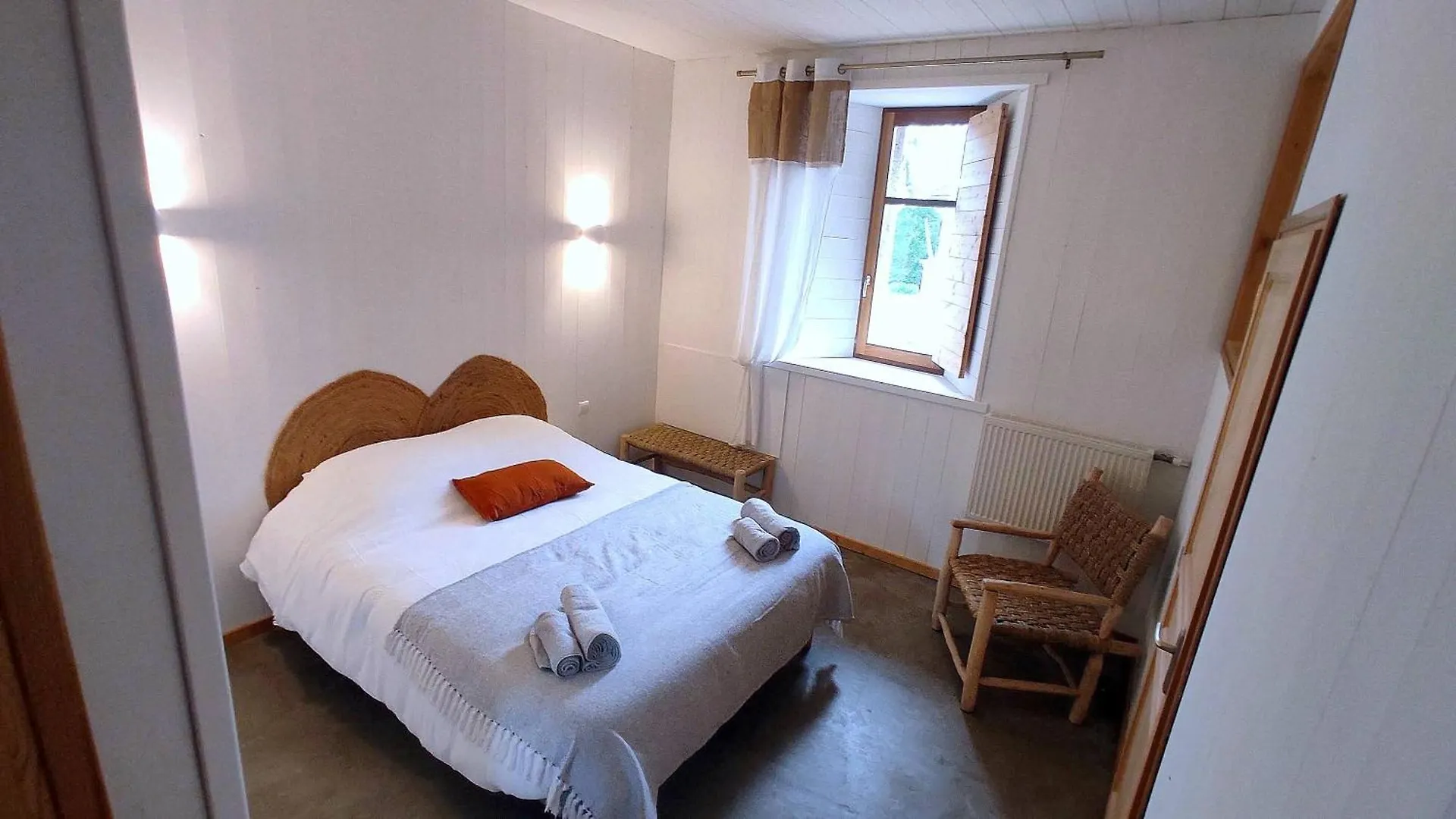 Abbaye Saint Gilbert Bed & Breakfast
