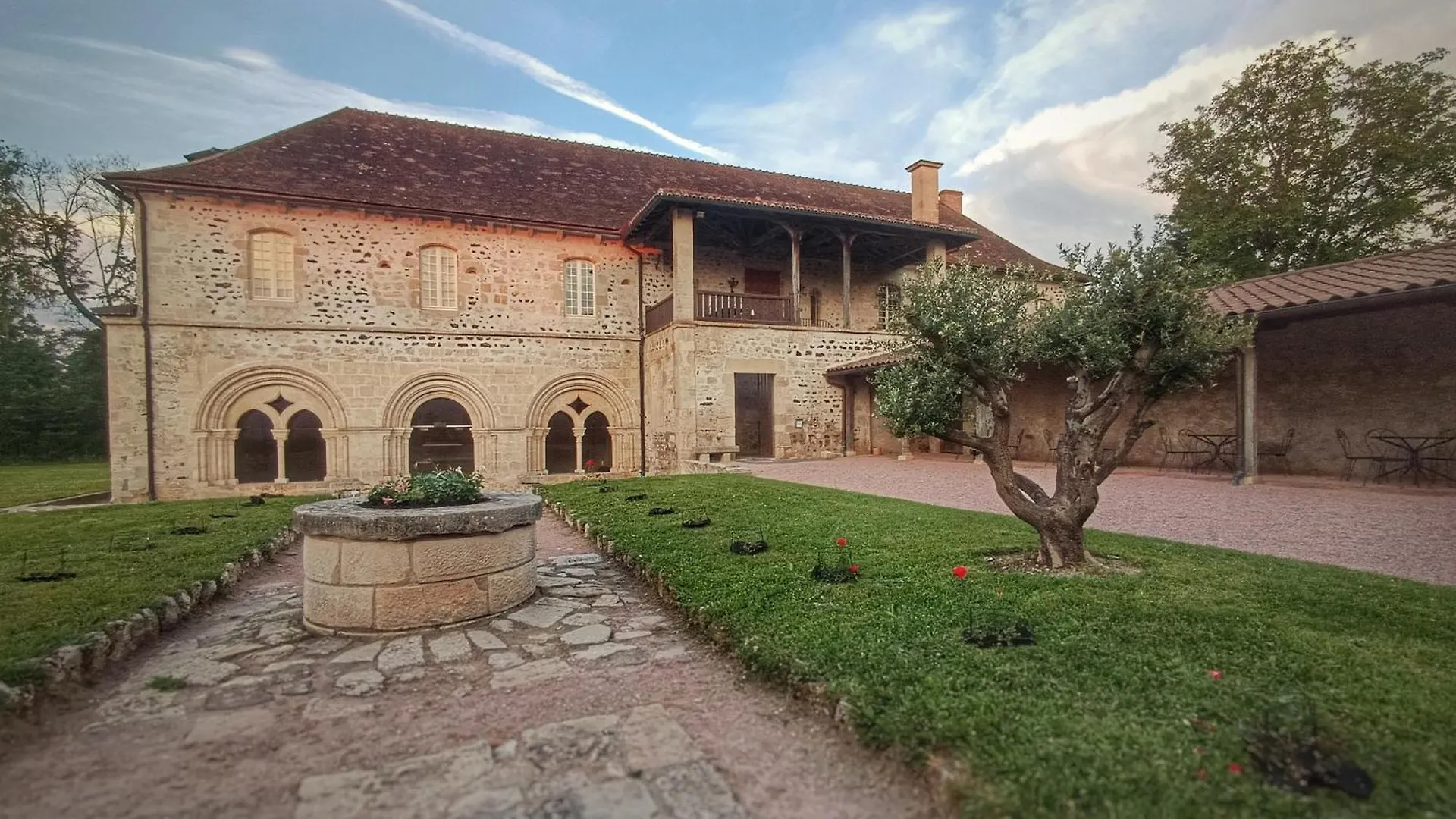 Abbaye Saint Gilbert Bed & Breakfast 3*, Saint-Didier-la-Foret France