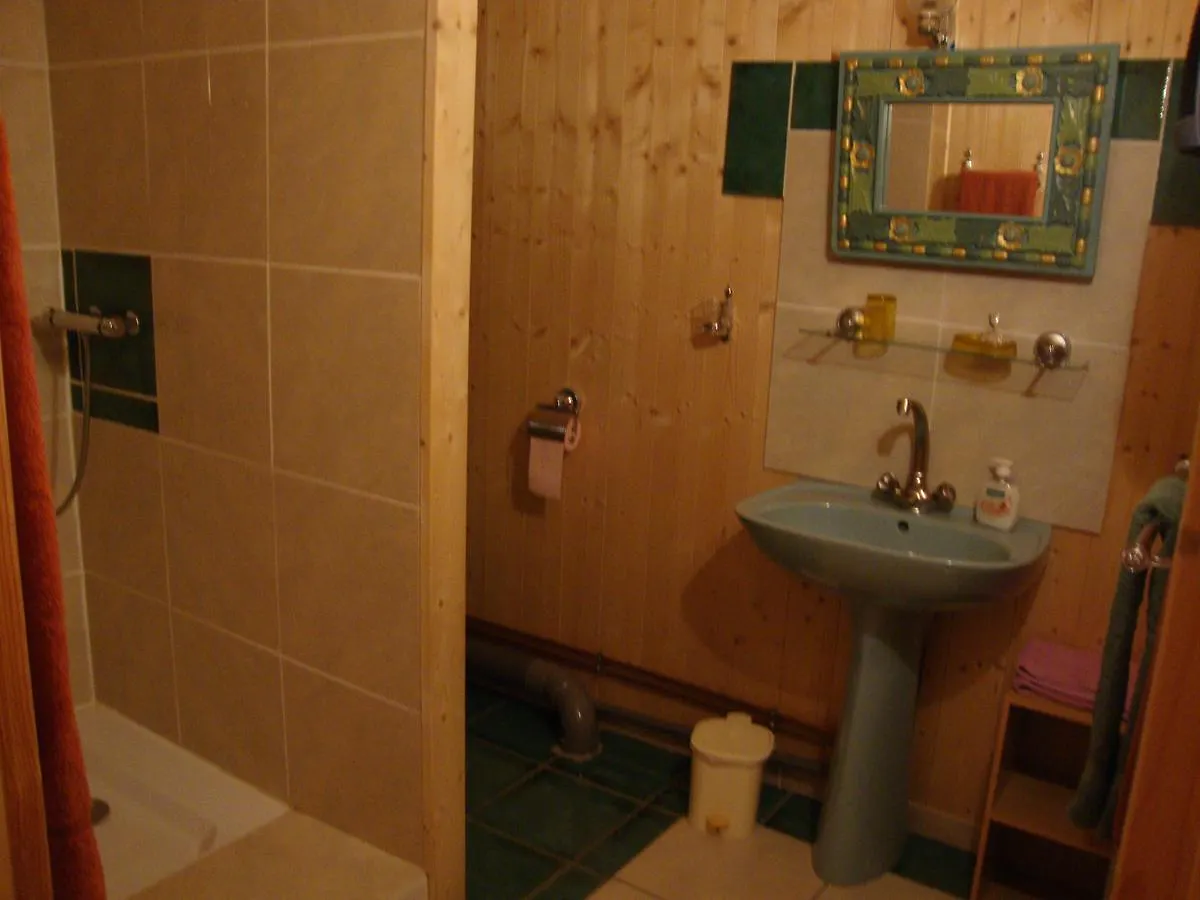 Abbaye Saint Gilbert Bed & Breakfast  Saint-Didier-la-Foret