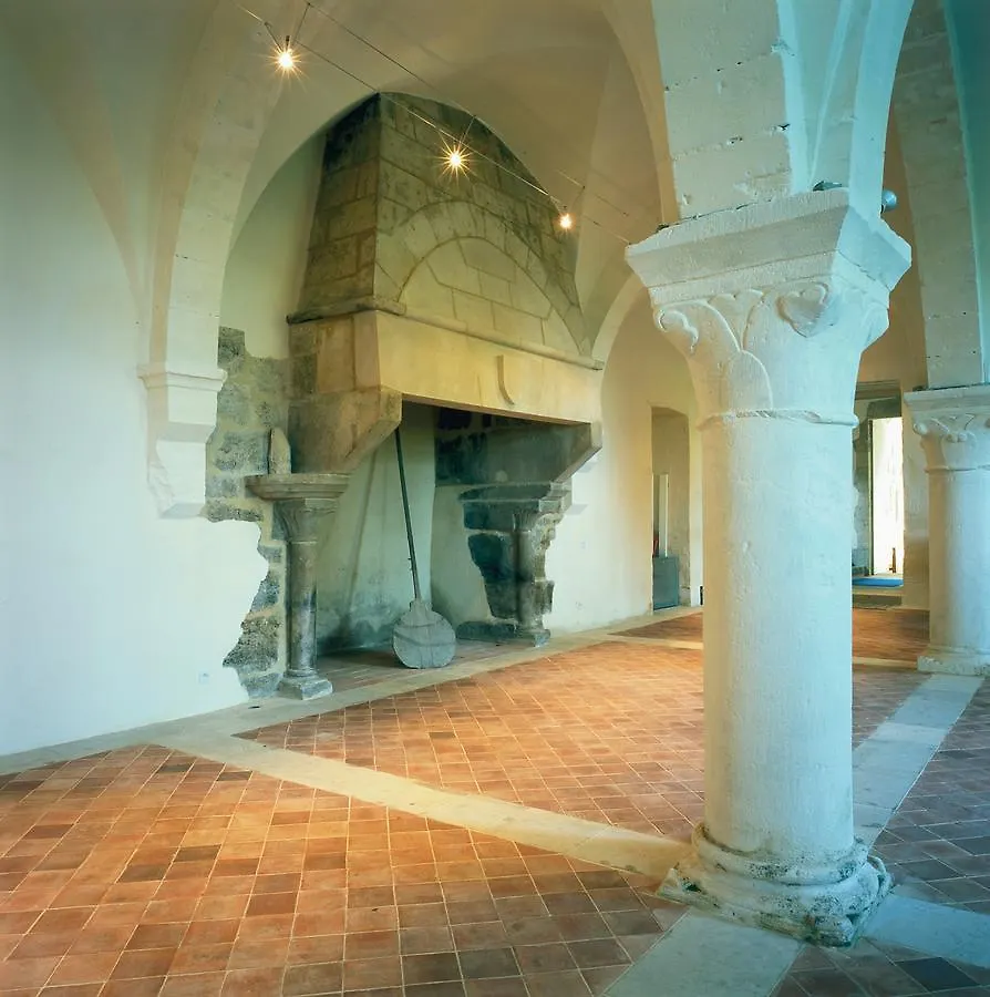 Abbaye Saint Gilbert Bed & Breakfast  Saint-Didier-la-Foret