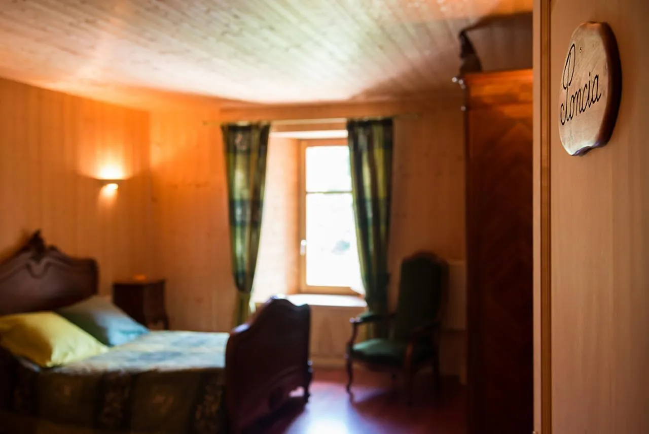Abbaye Saint Gilbert Bed & Breakfast  Saint-Didier-la-Foret